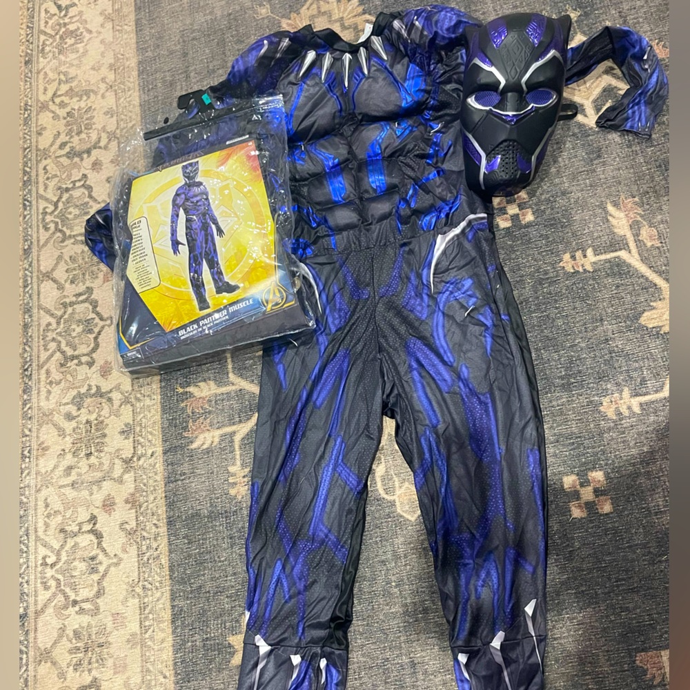 Black panther costume kids large